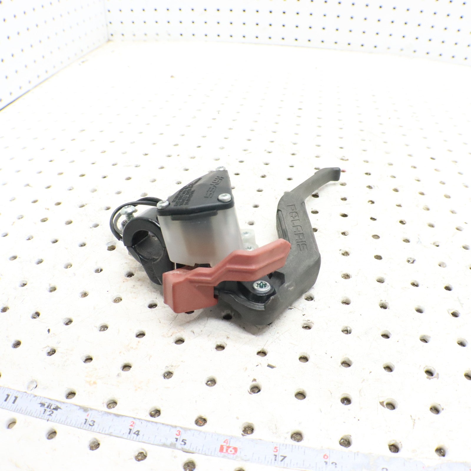 2016 Polaris Rush 800 Hand Brake Lever Master Cylinder 2206021