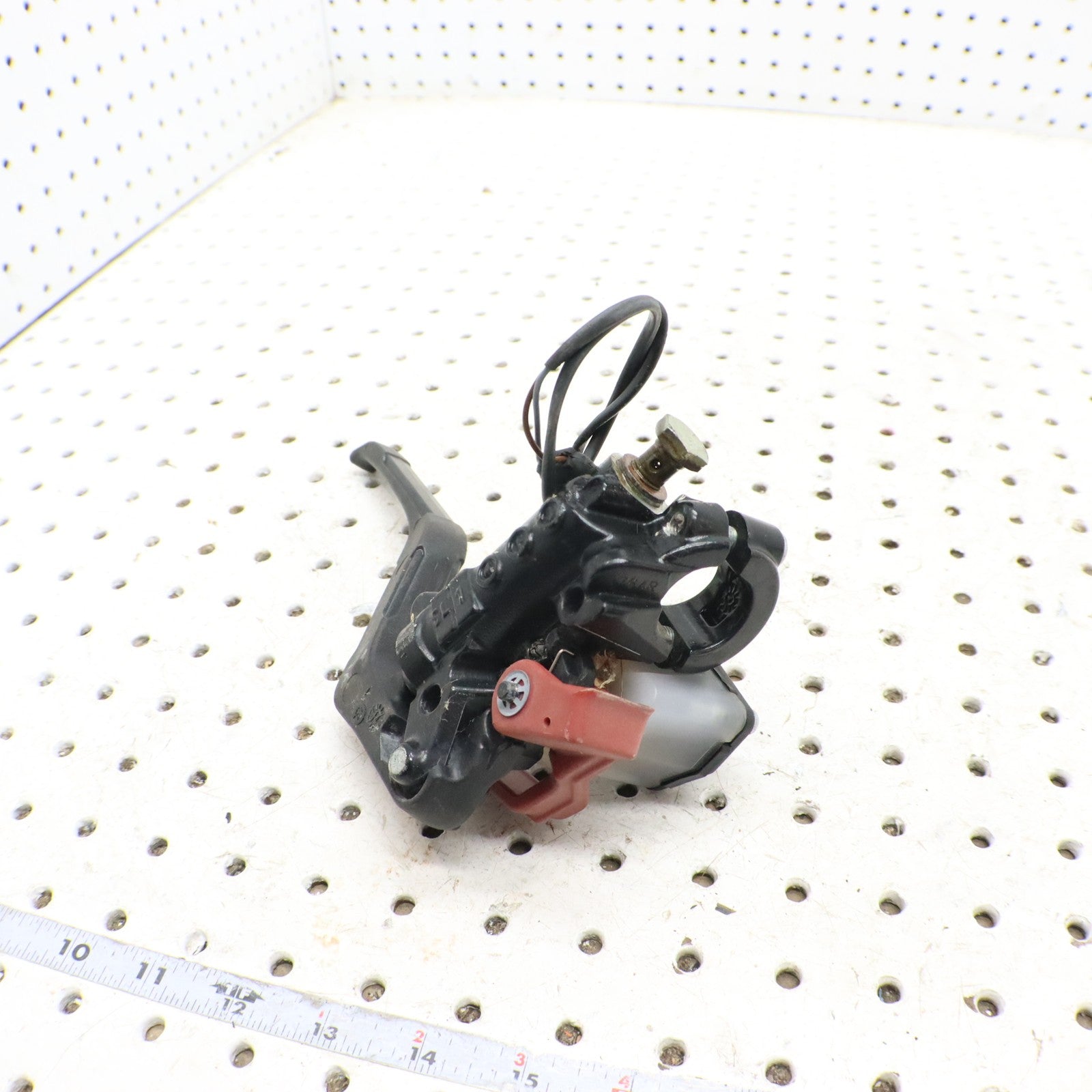 2016 Polaris Rush 800 Hand Brake Lever Master Cylinder 2206021