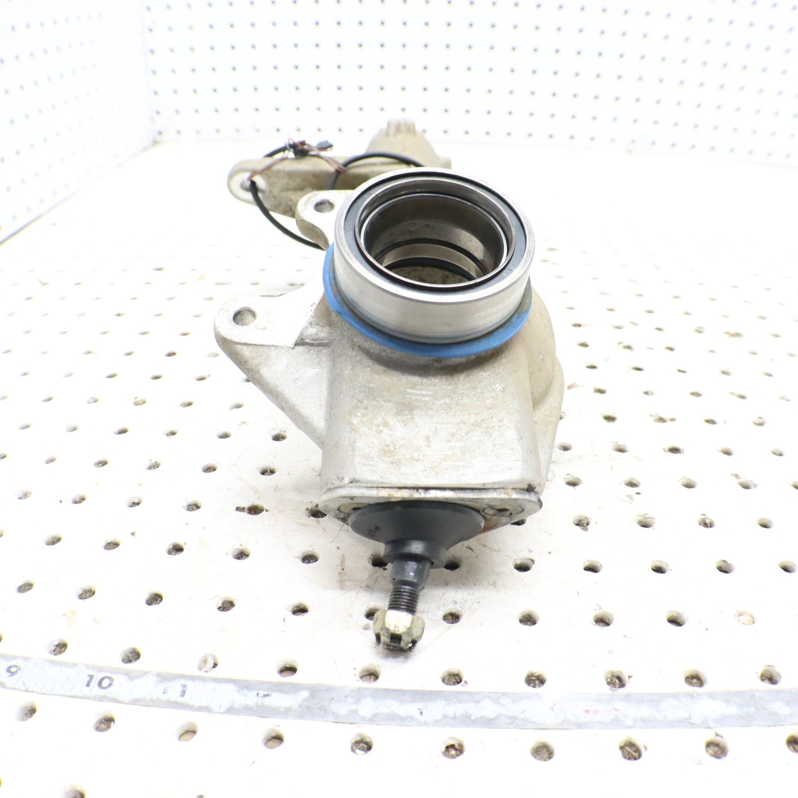1998 Polaris Xplorer 400l Front Hub Strut RIGHT 2200976