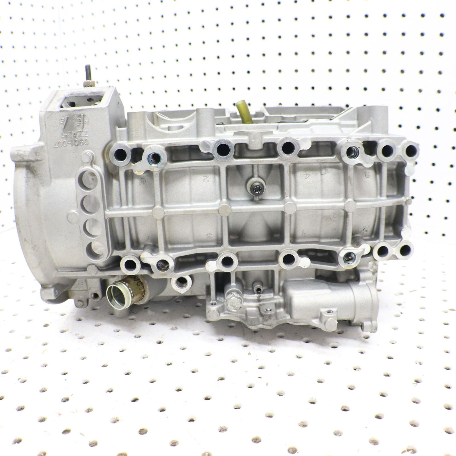 2016 ARCTIC CAT XF 6000 CRANK CASE CRANKCASE ENGINE CASE 1901-001