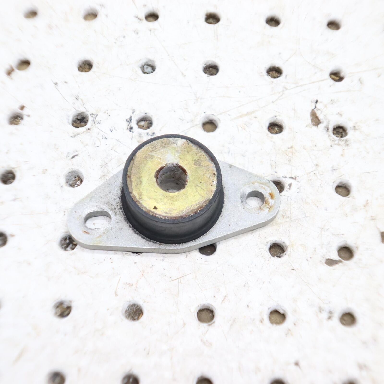 2015 POLARIS SWITCHBACK 800 MOTOR ENGINE MOUNT 3022713; 3023293