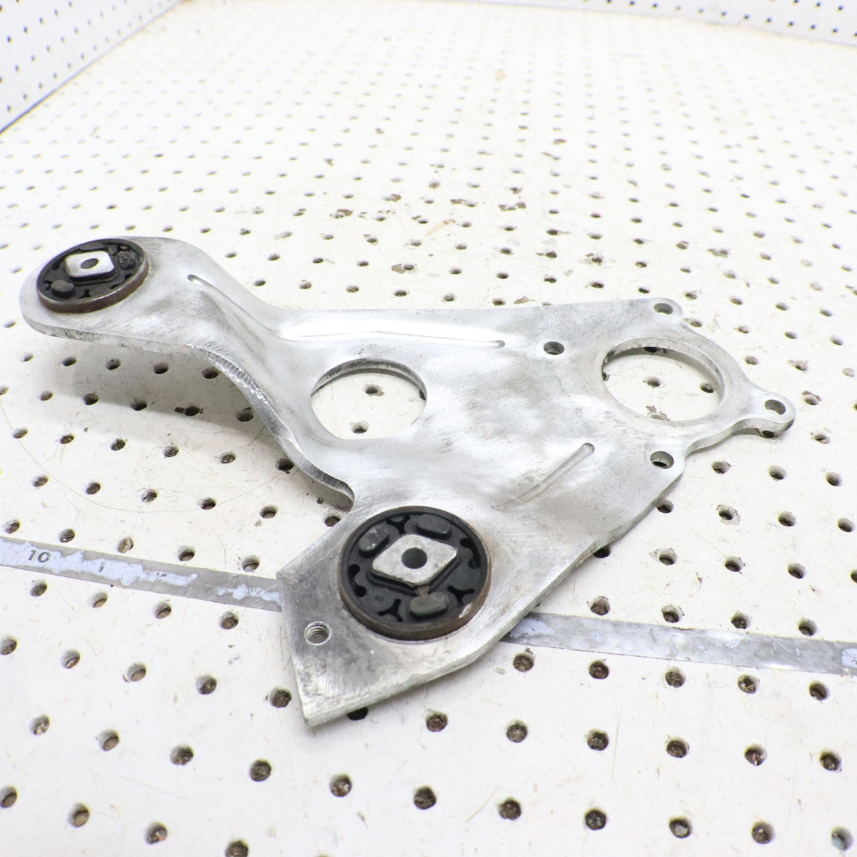 2007 Arctic Cat F6 Motor Engine Mount left pto 0708-484