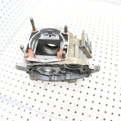 1998 Polaris Xplorer 400l Crankcase Engine Case 3084774 3086740
