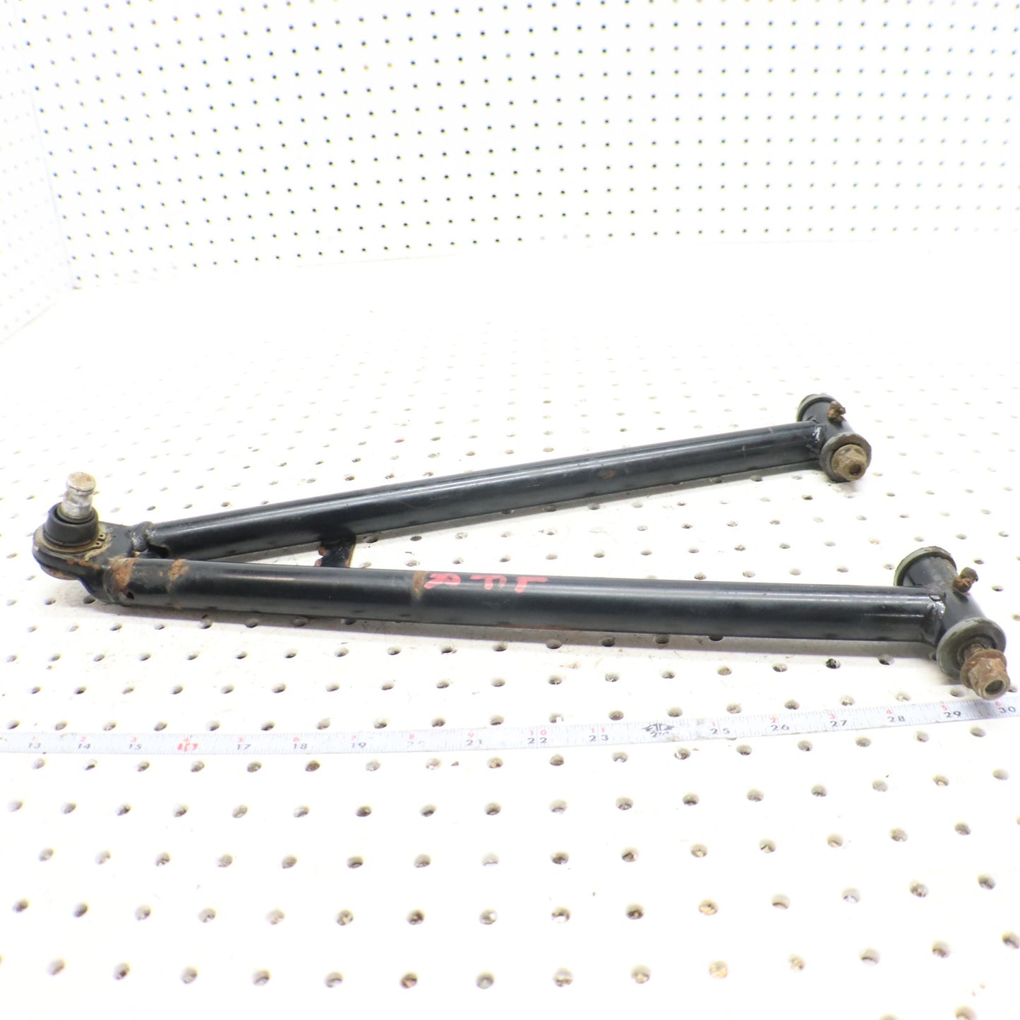 2009 Polaris Sportsman Xp 850 Front Lower Right Control Arm 1017157-067 1019811