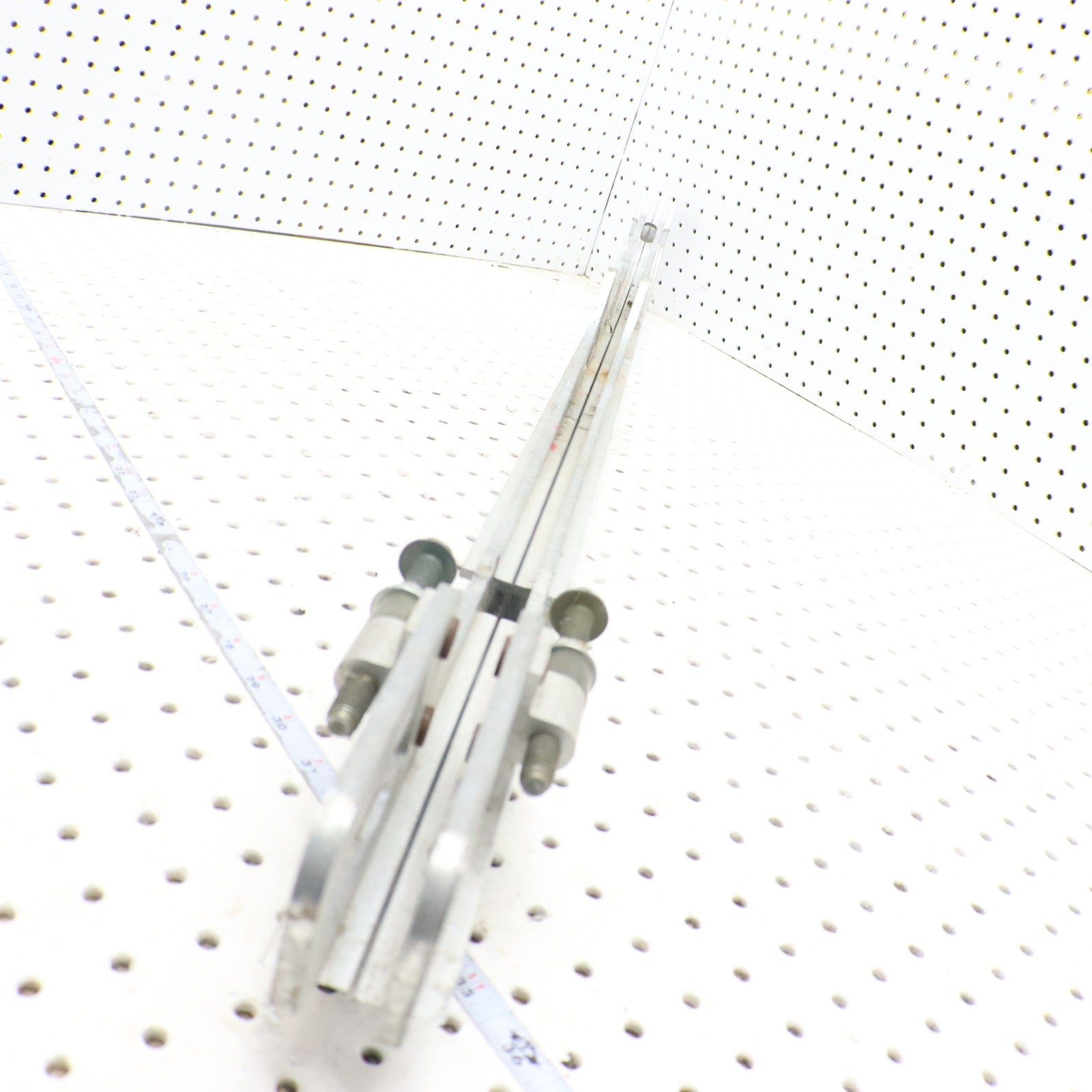 2016 Polaris Rush 800 Slide Rails L & R 1543566-309 ; 1543567-309 GOOD!