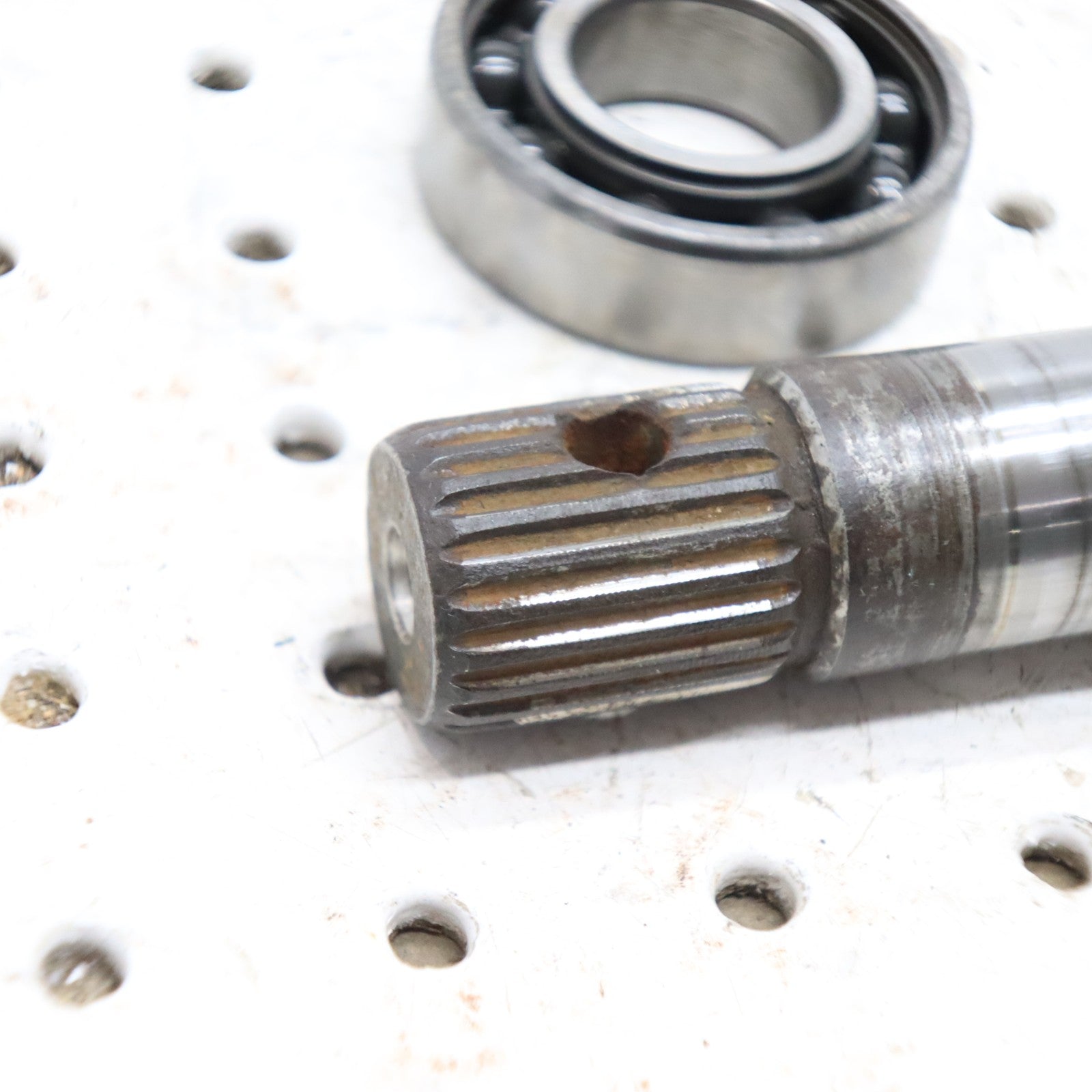 2009 Polaris Sportsman 800 Transmission Gearcase Rear Output Shaft 3233911