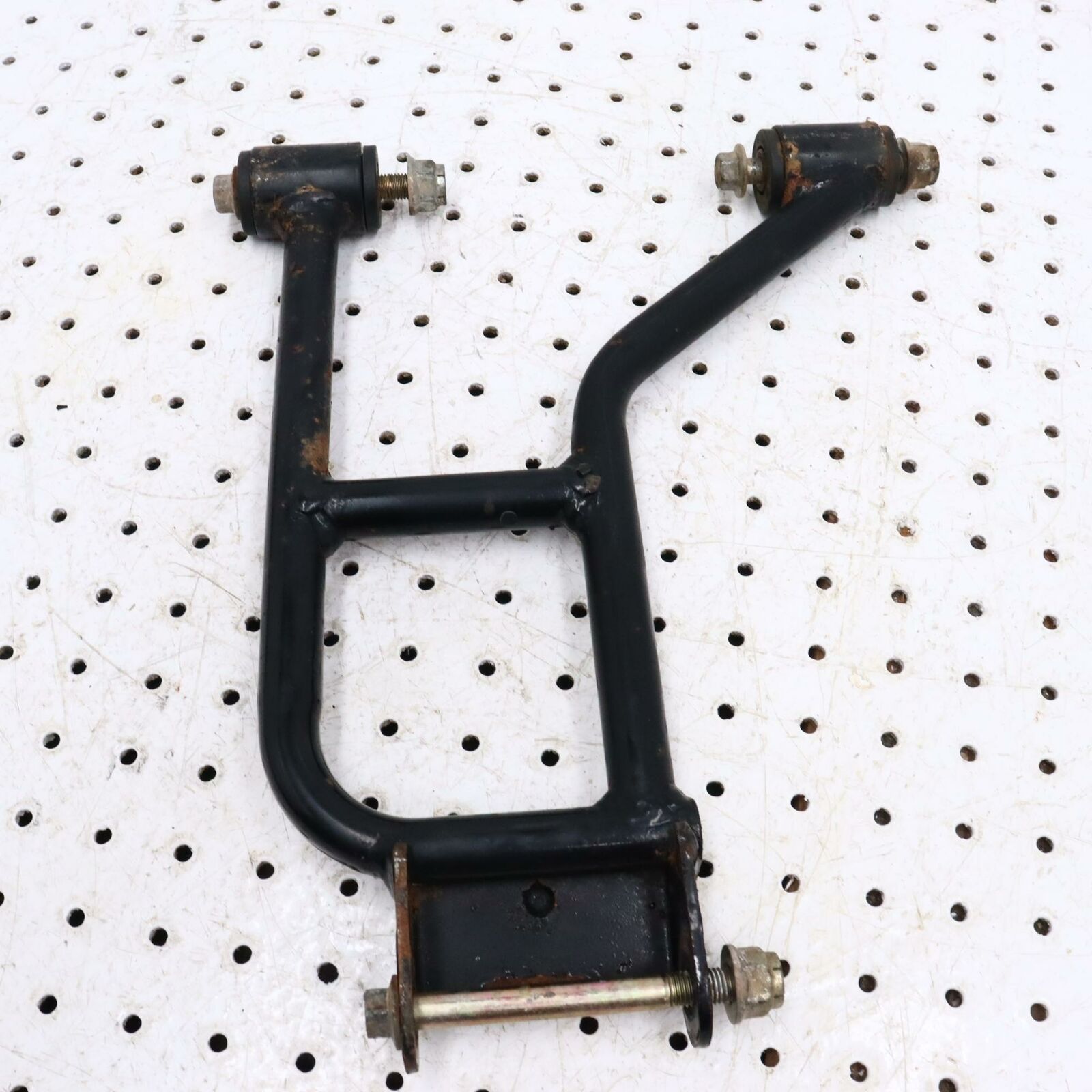 2004 ARCTIC CAT 650 REAR BACK UPPER LEFT CONTROL A ARM 0504-583
