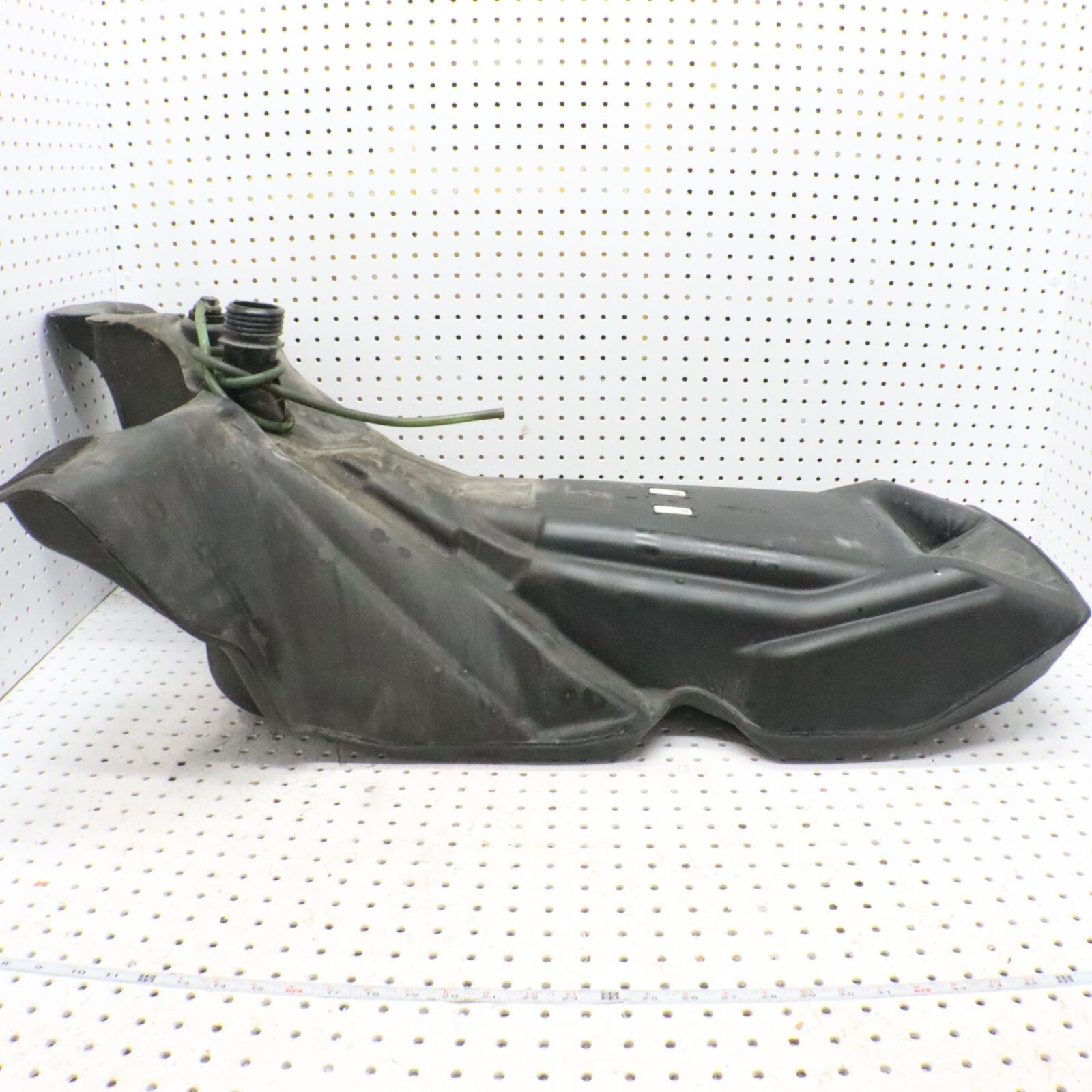 2014 ARCTIC CAT M8000 GAS TANK FUEL TANK  1770-032 1770-250