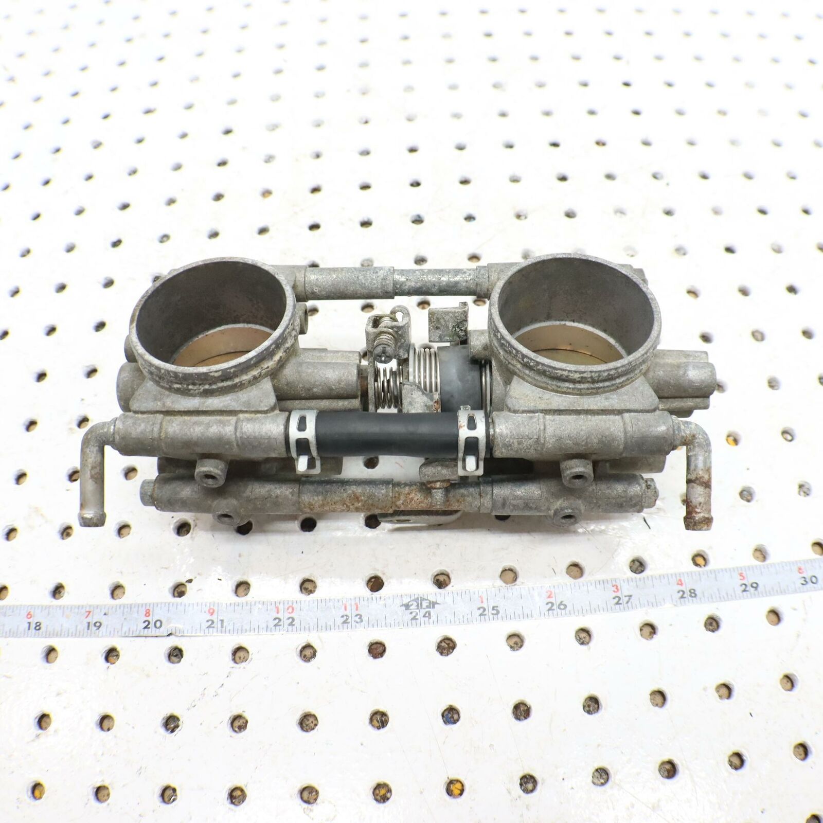 POLARIS MAIN FUEL INJECTORS THROTTLE BODIES BODY 1203213
