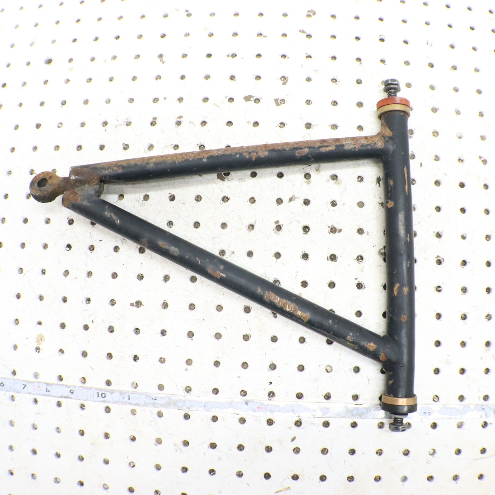 1995 Polaris Xplorer 400 Front Lower Right Control A Arm 2200532 2202275