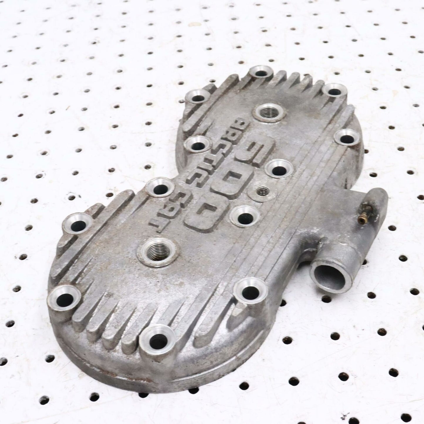 2007 ARCTIC CAT F6 ENGINE MOTOR CYLINDER HEAD TOP COVER DOME 3006-642