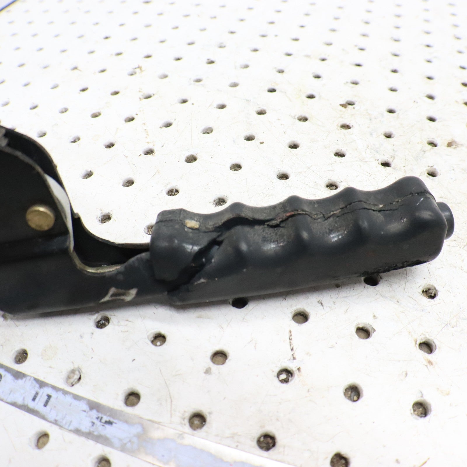 2013 Polaris Ranger 800 PARK BRAKE LEVER ASSEMBLY 1911573