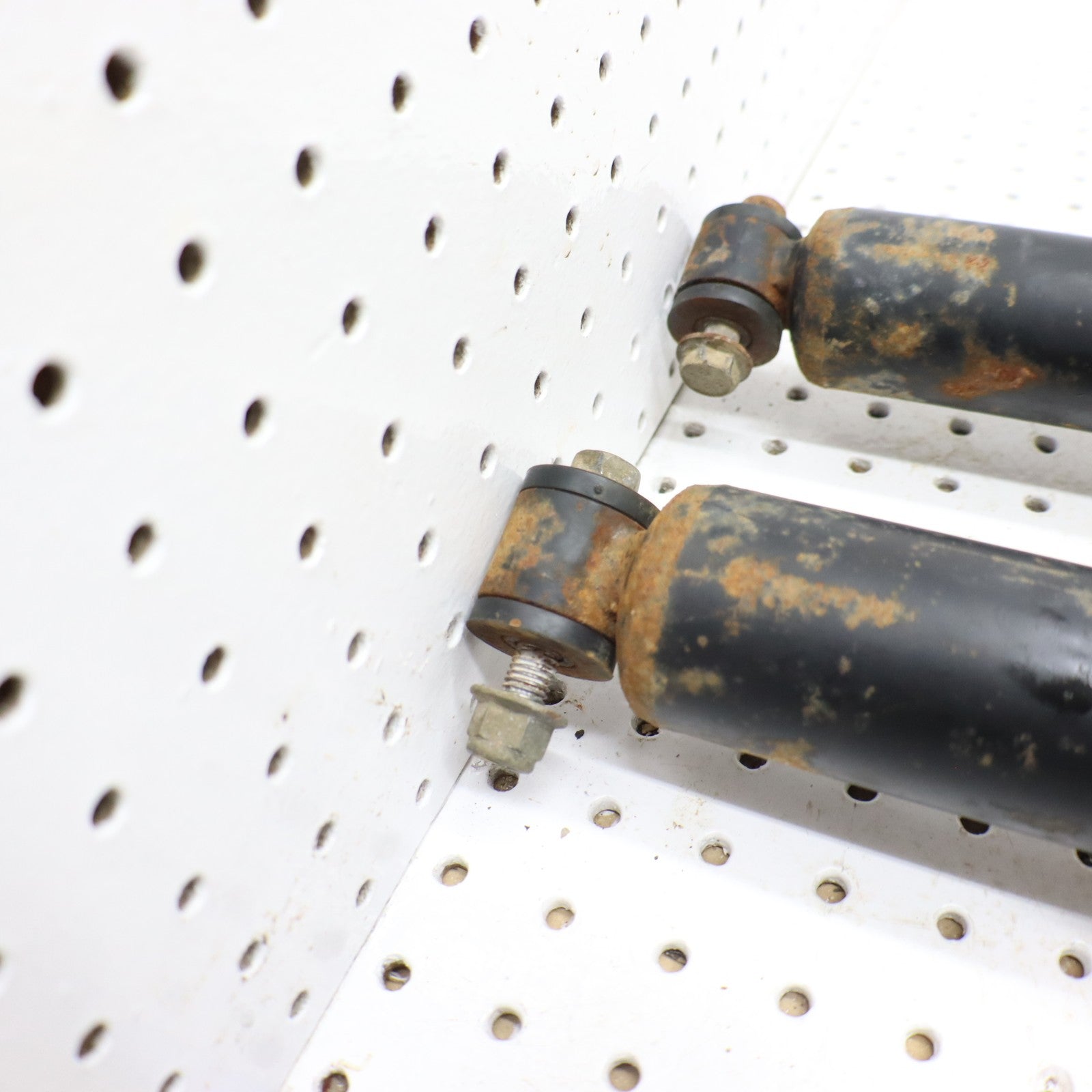 2009 Polaris Sportsman Xp 850 PAIR Rear Shocks 7043463 SPRPR850-P