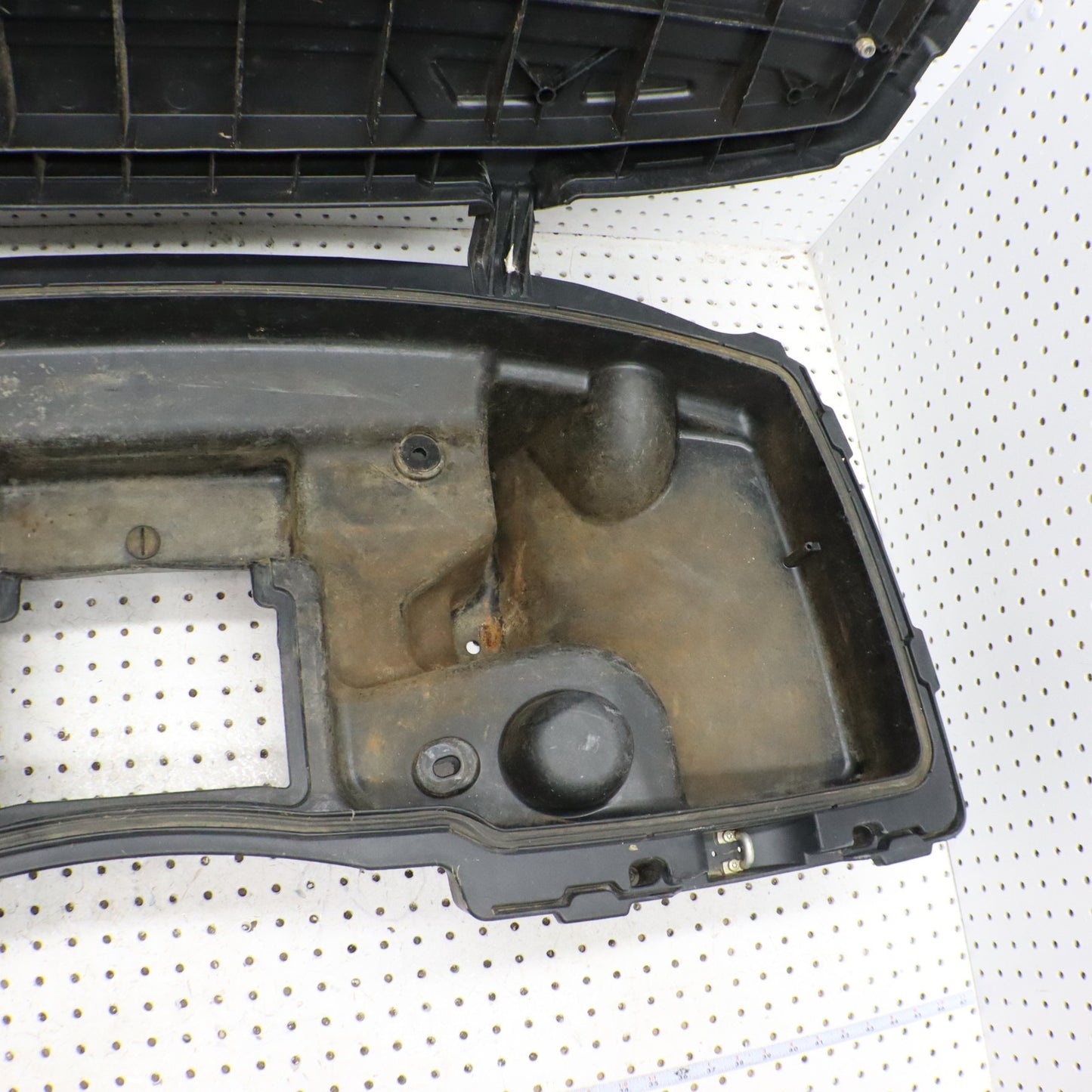 2009 Polaris Sportsman 800 Front STORAGE BOX  2633157 2633162 2633377 2203484