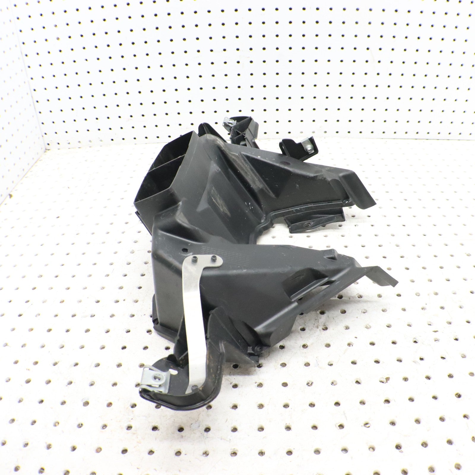2016 Polaris Rush 800 Air Intake Plenum LOWER 5452415