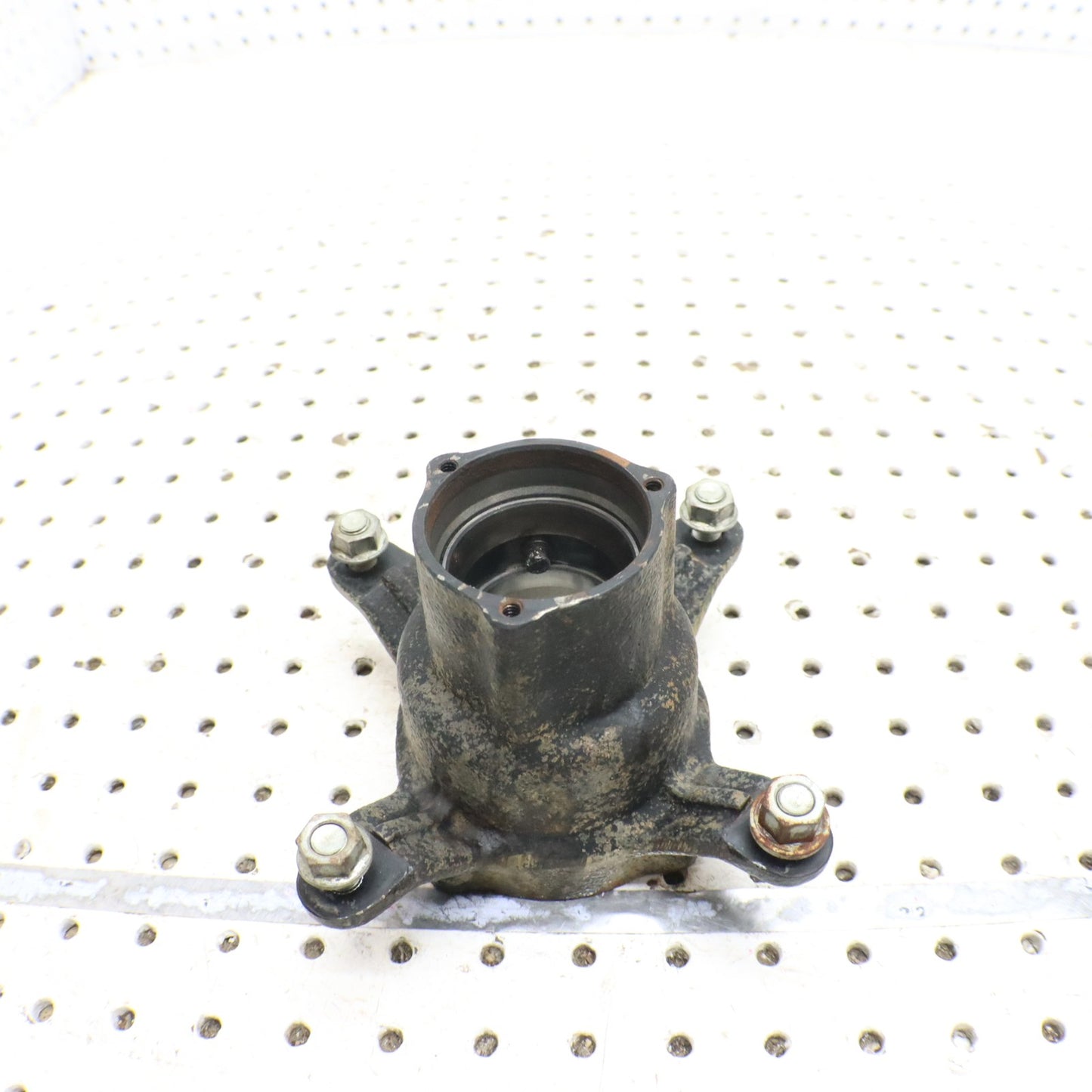 1998 Polaris Xplorer 400l Wheel Hub 1520243; 2202595 
