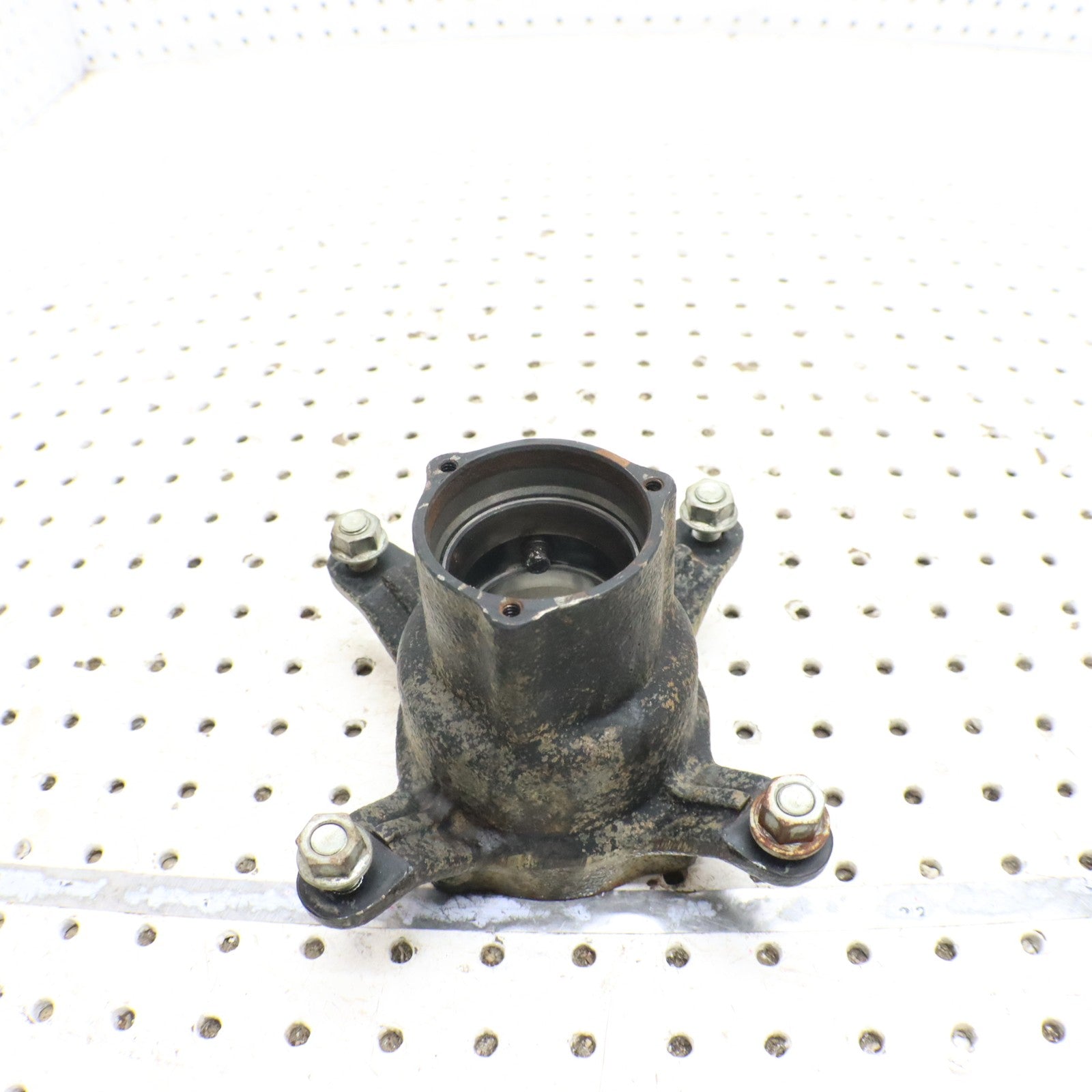 1998 Polaris Xplorer 400l Wheel Hub 1520243; 2202595 