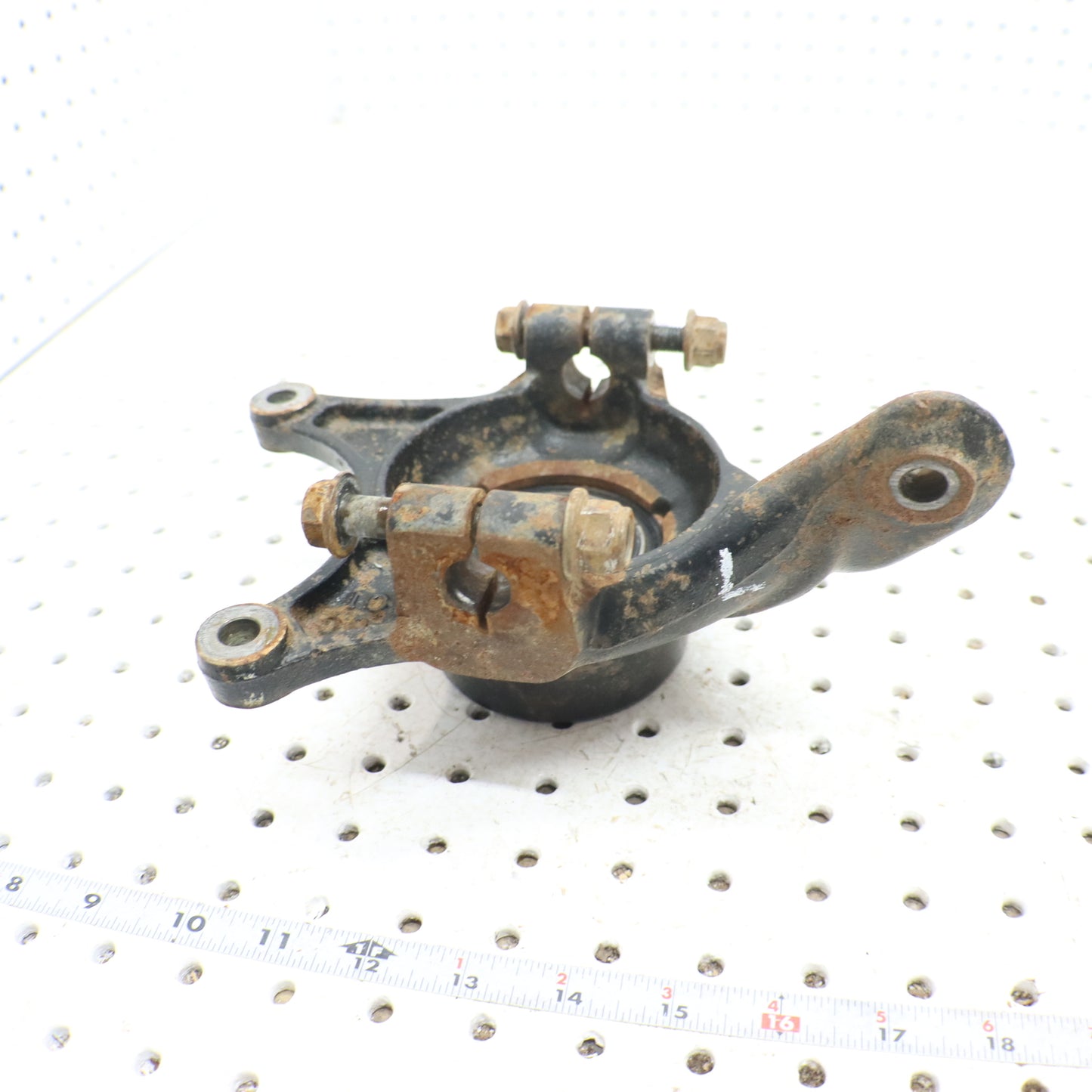 2013 Polaris Ranger Xp 900 Steering Knuckle  FRONT LEFT 5138231; 5139976