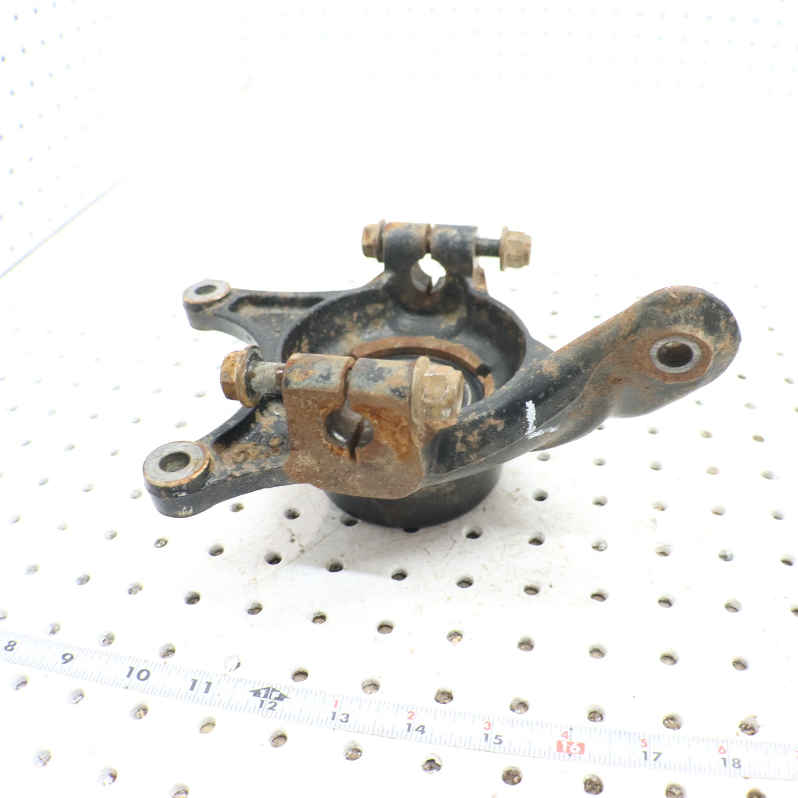 2013 Polaris Ranger Xp 900 Steering Knuckle  FRONT LEFT 5138231; 5139976