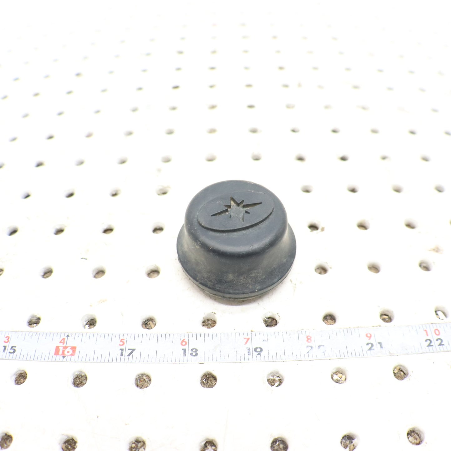 2009 Polaris Sportsman Xp 850 Wheel Hub Cap Cover 5413792; 5413473