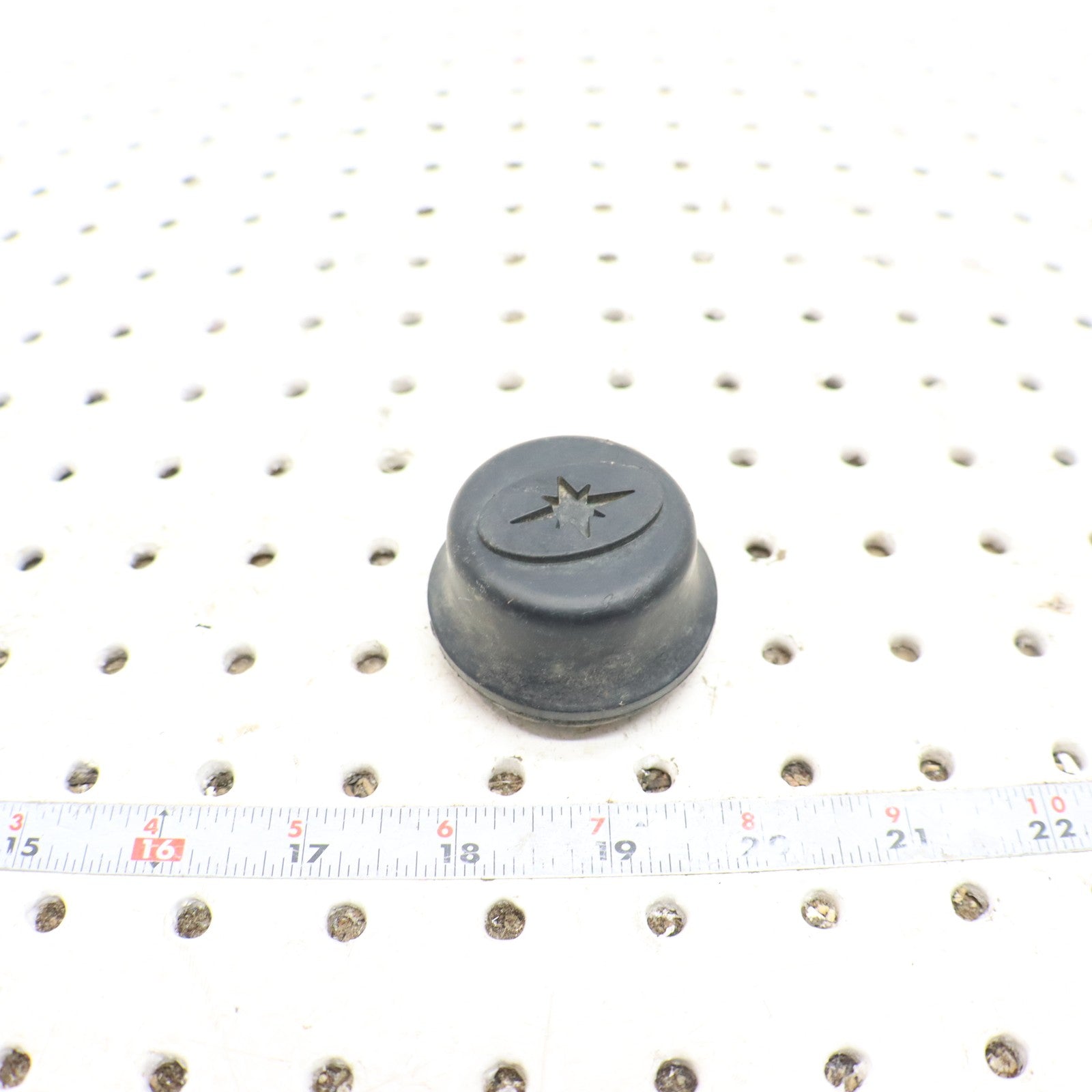 2009 Polaris Sportsman Xp 850 Wheel Hub Cap Cover 5413792; 5413473