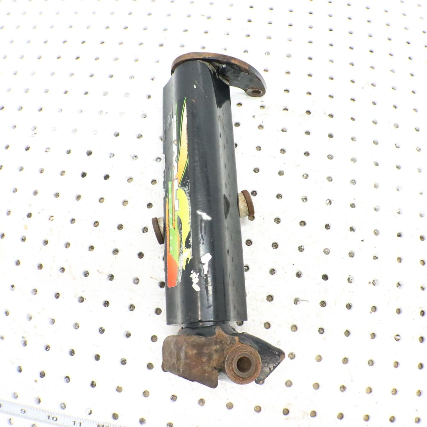 2002 ARCTIC CAT ZR 500 LEFT FRONT STEERING ARM SPINDLE KNUCKLE 0703-661