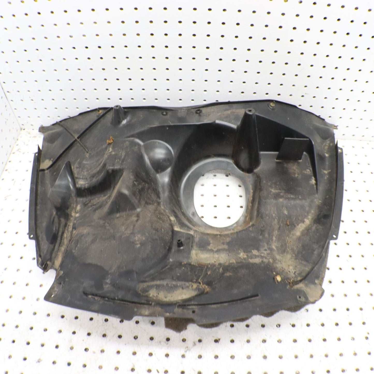 2006 POLARIS FUSION 600 HEAD LIGHT ACCESS COVER HOOD PLENUM 2633251