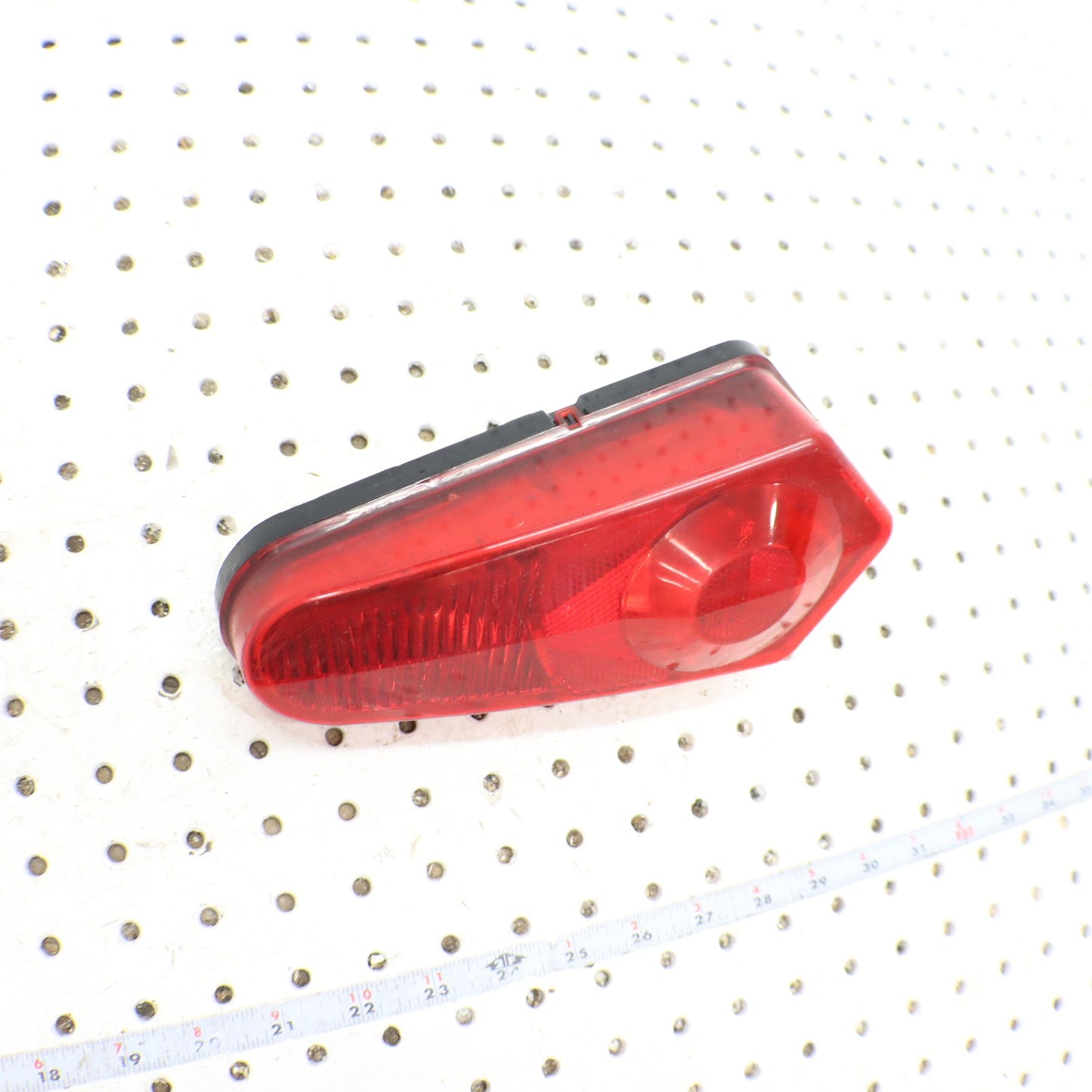 2009 Polaris Sportsman Xp 850 Tail Light Brake Light RIGHT 2411154