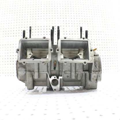 2006 POLARIS FUSION 600 CRANK CASE ENGINE CASE 1202738 2203037