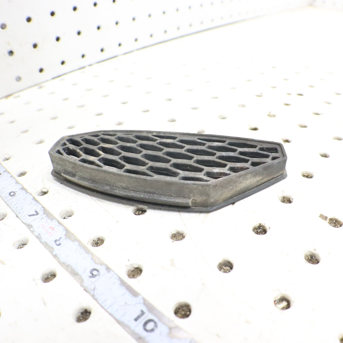 2007 Arctic Cat F6 Vent, Upper Side Panel - Right - Black 4606-662