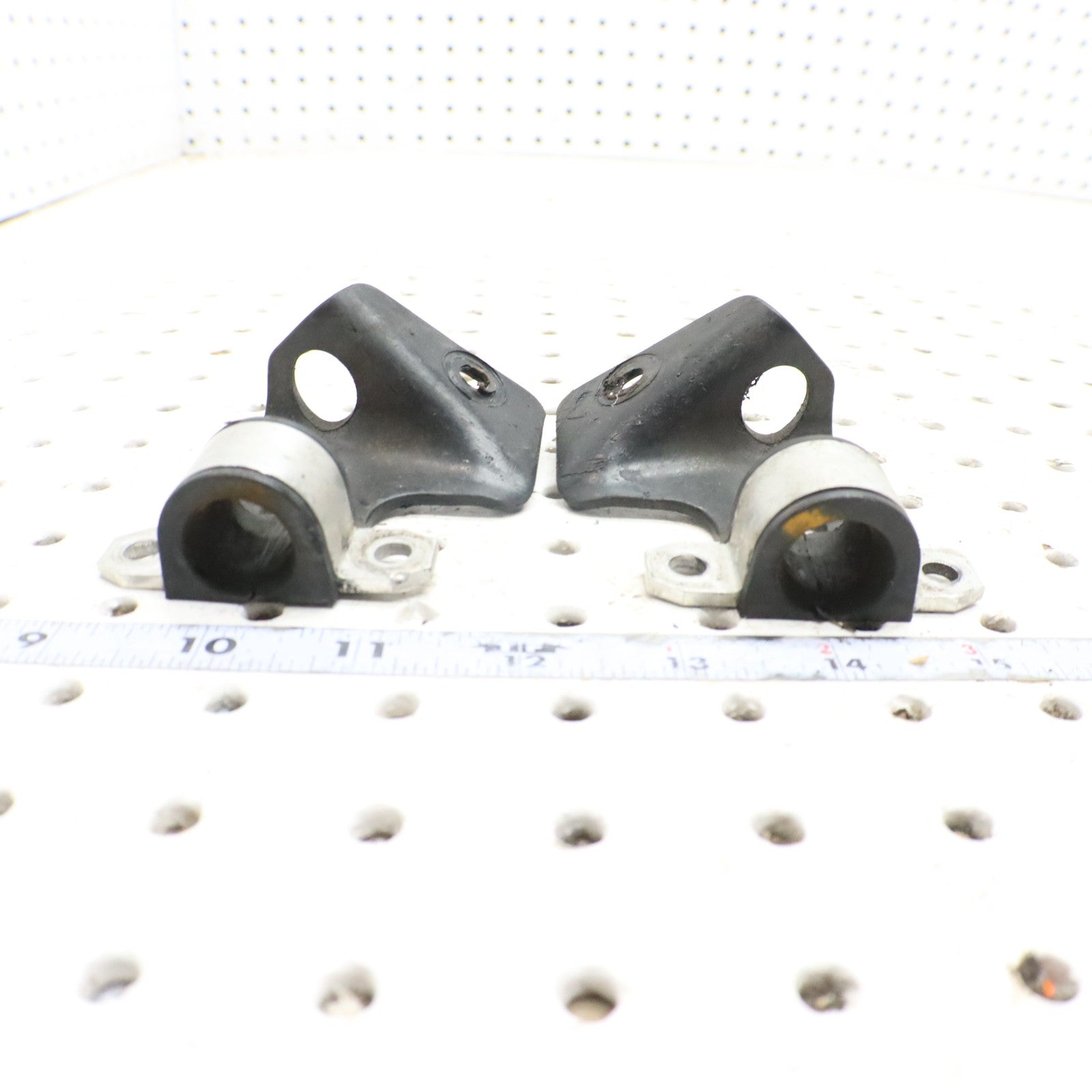 2007 Polaris Iq 600 Sway Bar Bushing 5134458; 5435516; 5435517 