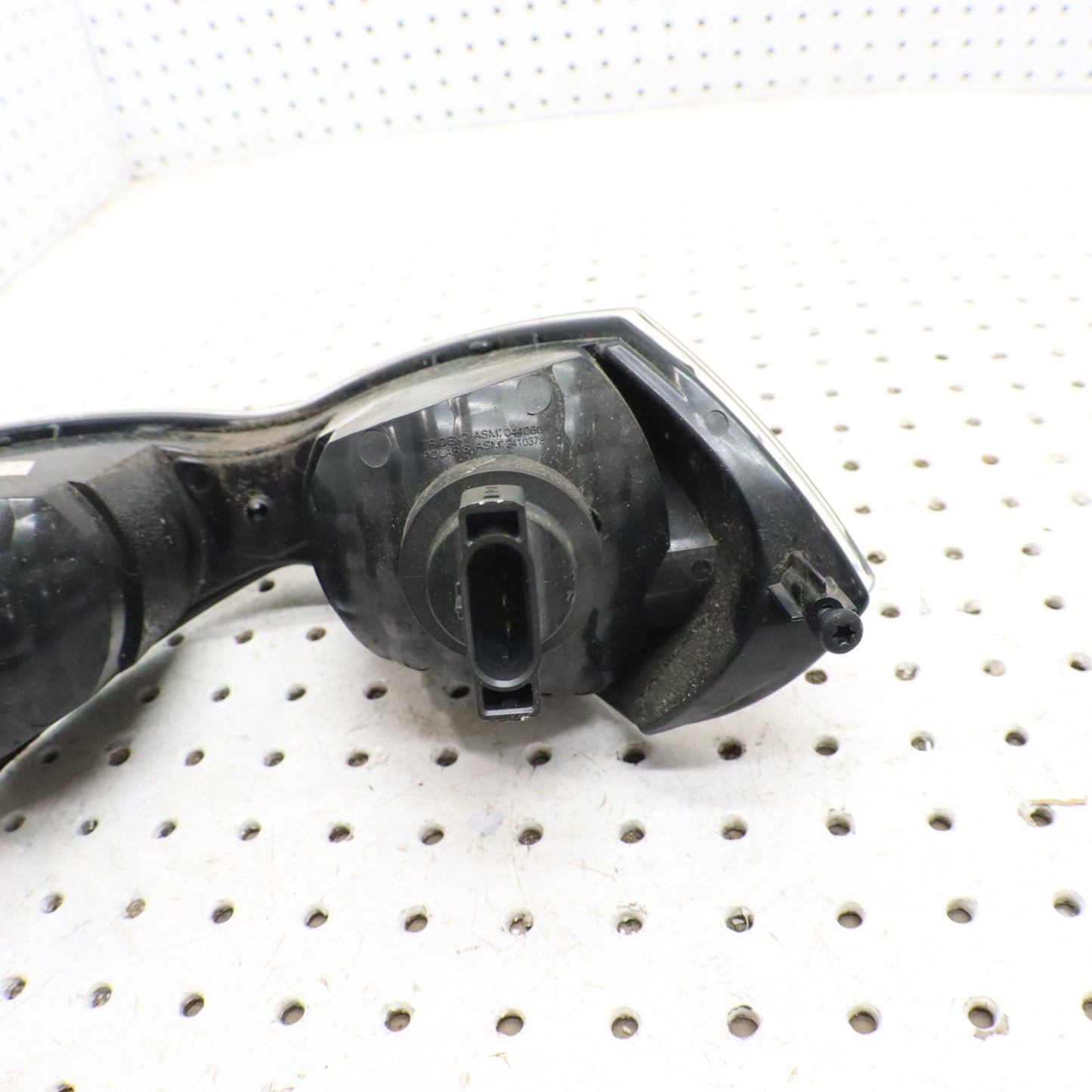 2007 Polaris Iq 600 Tail Light Taillight Brake Light 2410378; 2410941