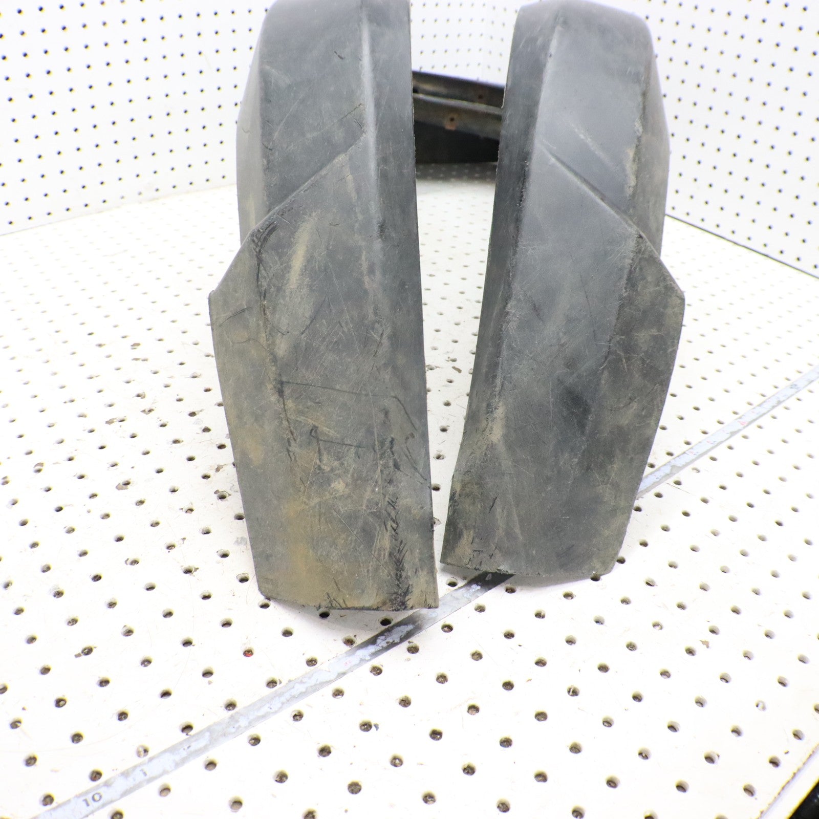 2004 Polaris Sportsman 500 Fender Flares REAR 5434704-070 5434705-070