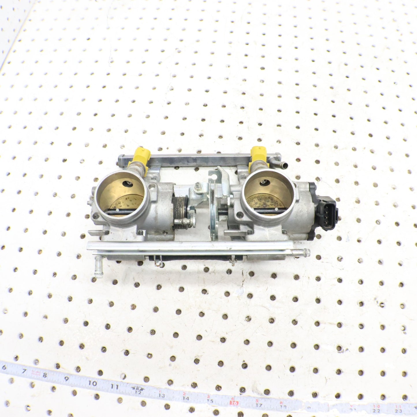 2009 Arctic Cat Crossfire R 8 Throttle Body SQUARE INJECTORS 3007-706; 3007-699 