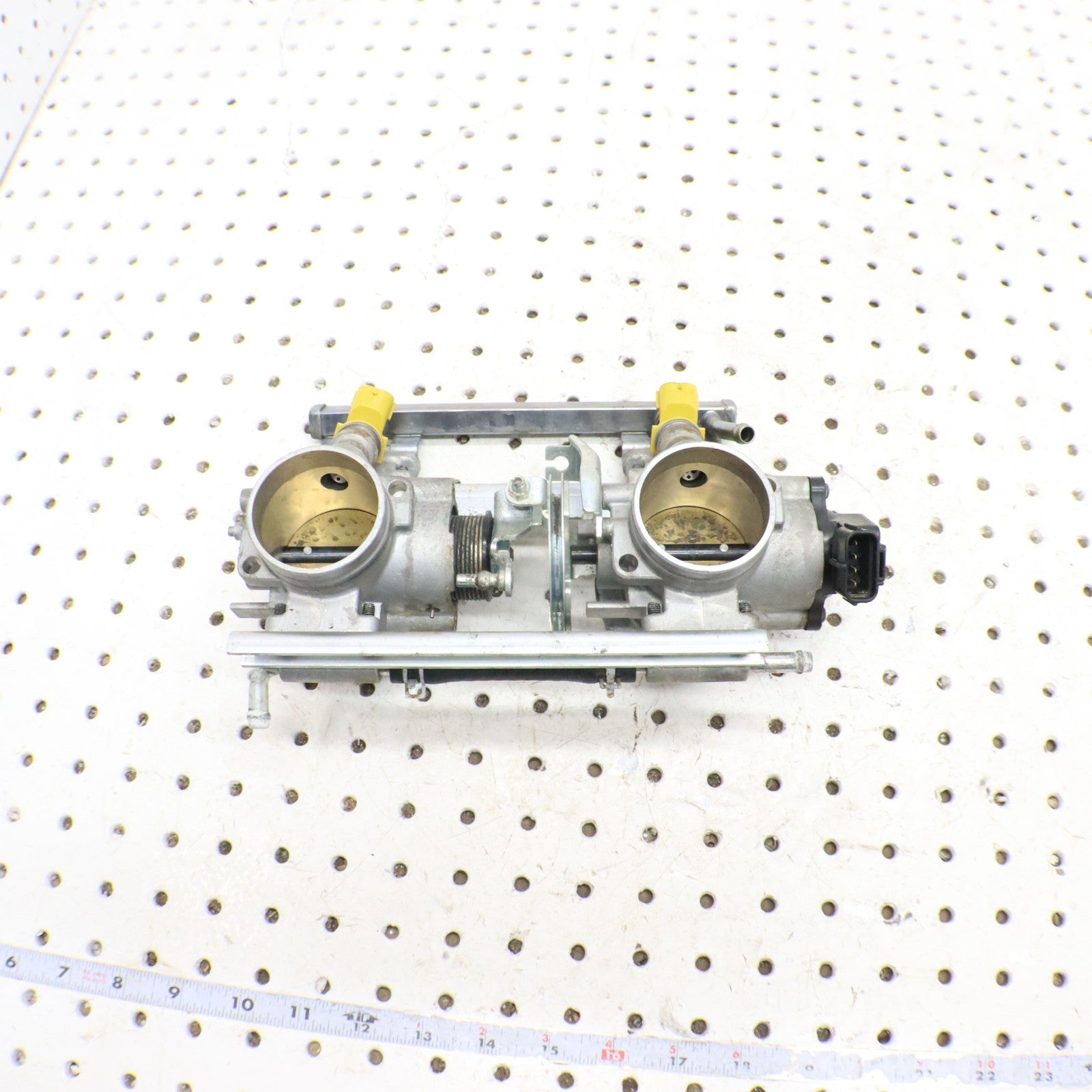 2009 Arctic Cat Crossfire R 8 Throttle Body SQUARE INJECTORS 3007-706; 3007-699 