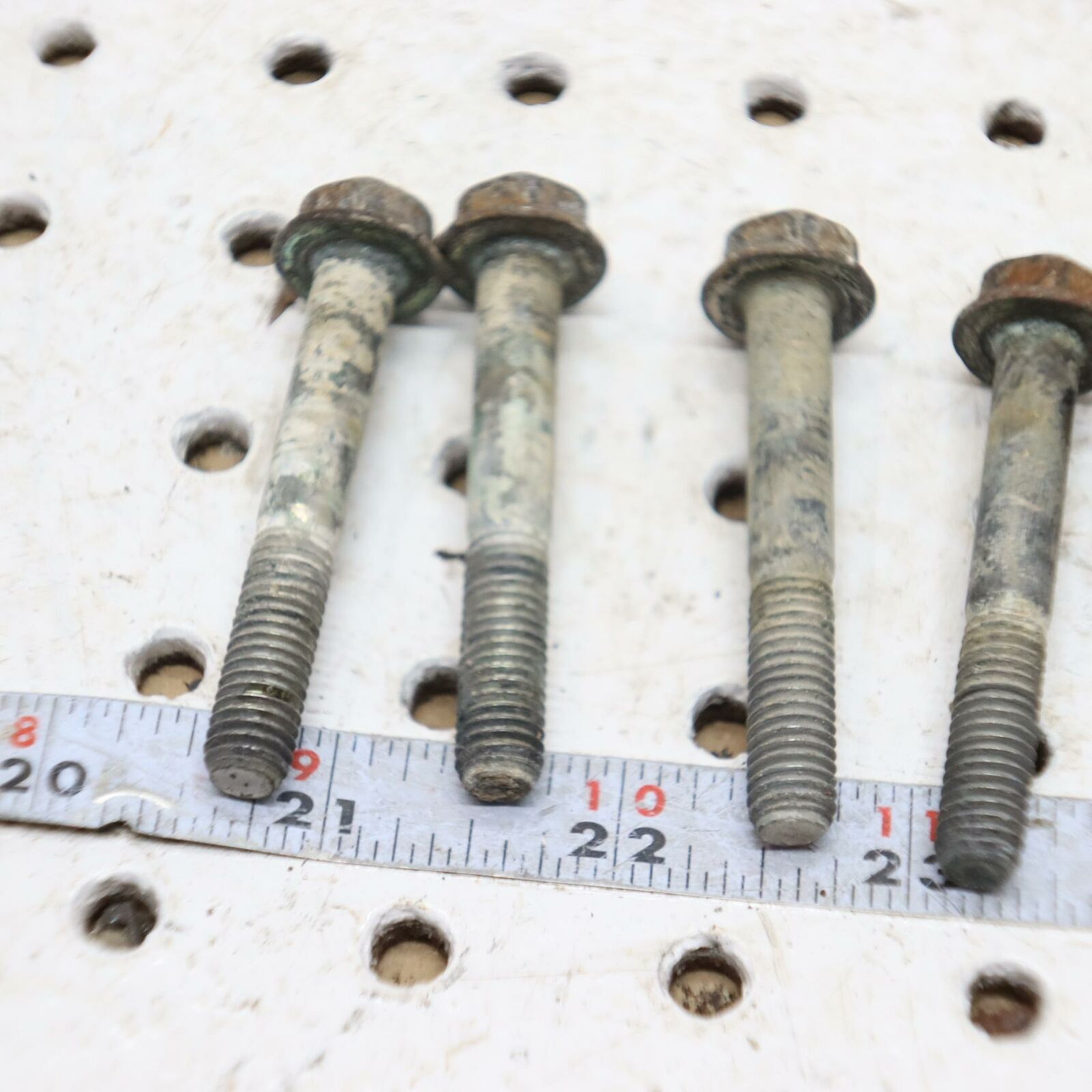 2006 POLARIS RMK 700 CYLINDER HEAD BOLTS SCREW, M8 X 1.25 X 55 7517533