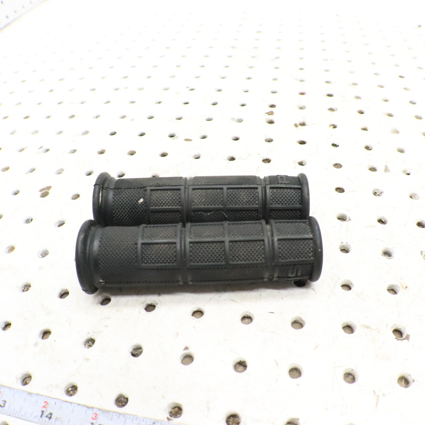 2016 Polaris Sportsman 570 Handlebar Grips 5413578-070