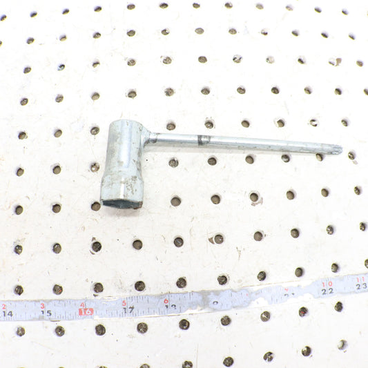 2016 Polaris Rush 800 SPARK PLUG TOOL WRENCH 2877678