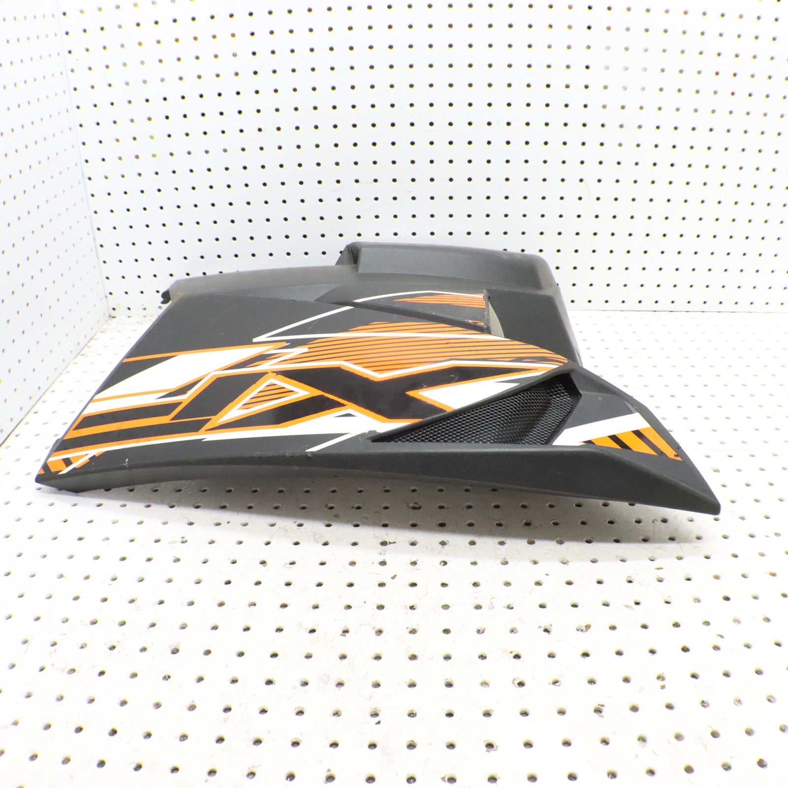 2015 Arctic Cat Xf 8000 Side Panel Left 4718-233 ; 4718-553 CRACKED