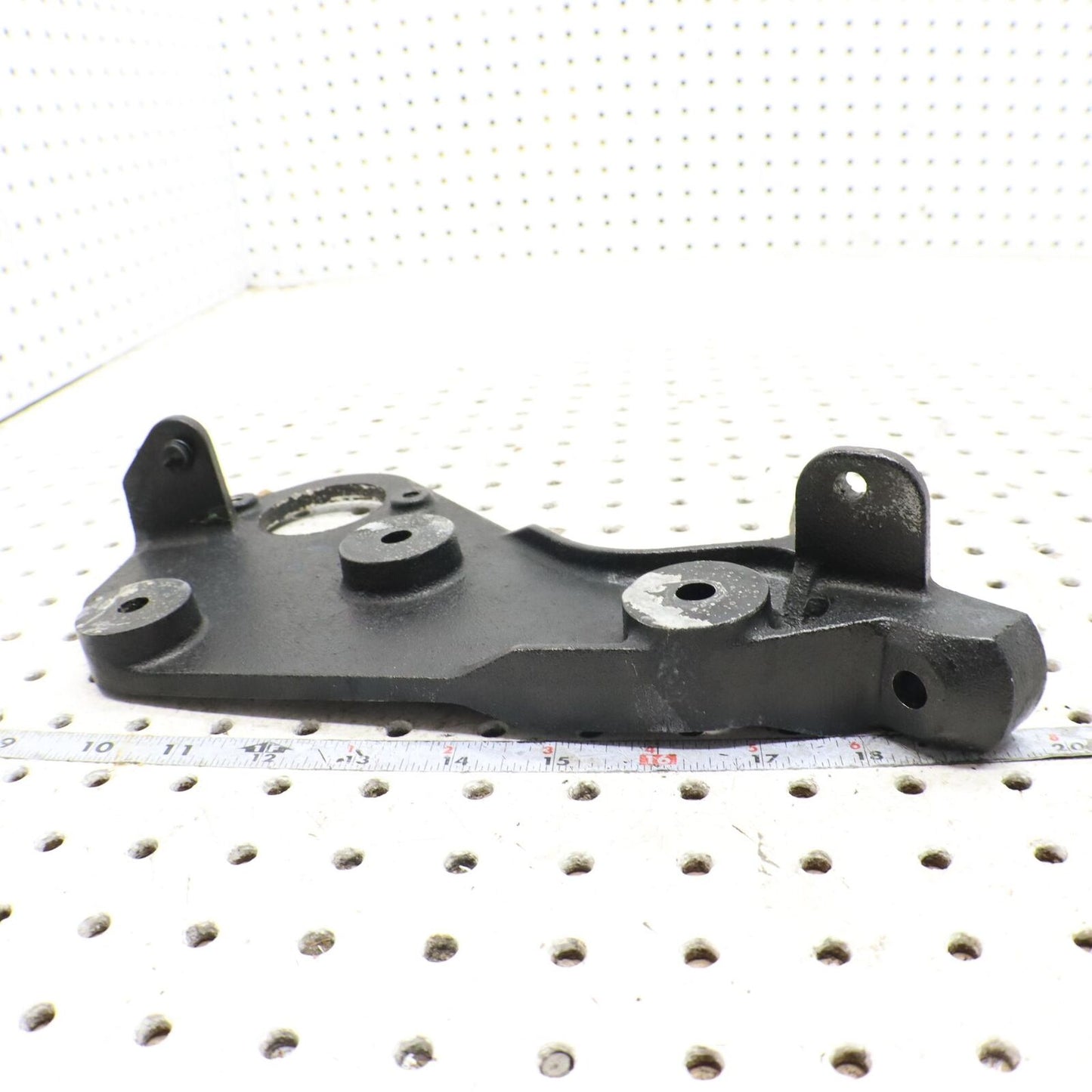 2002 ARCTIC CAT ZR 600 ENGINE MOTOR MOUNT BRACKET  0708-140