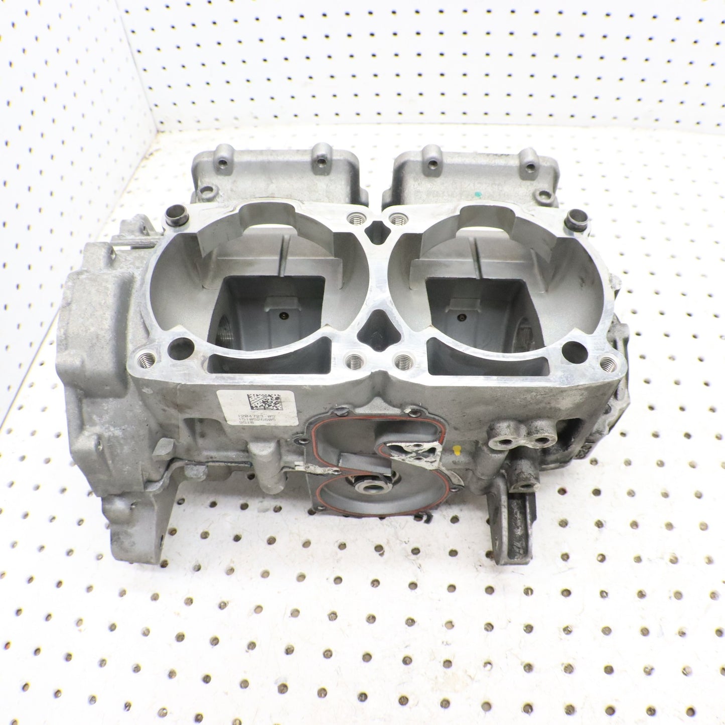 2016 Polaris Rush 800 Crankcase Engine Case Crank Case 2205651; 2207329 CORE