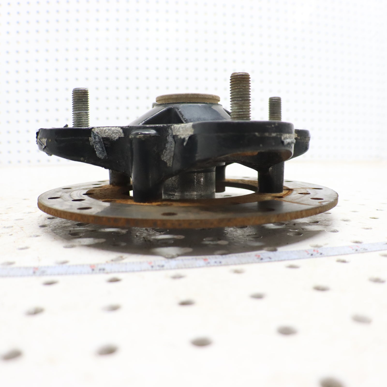 2013 Polaris Ranger Xp 900 Wheel Hub REAR 5137431-067 ; 5142964-067