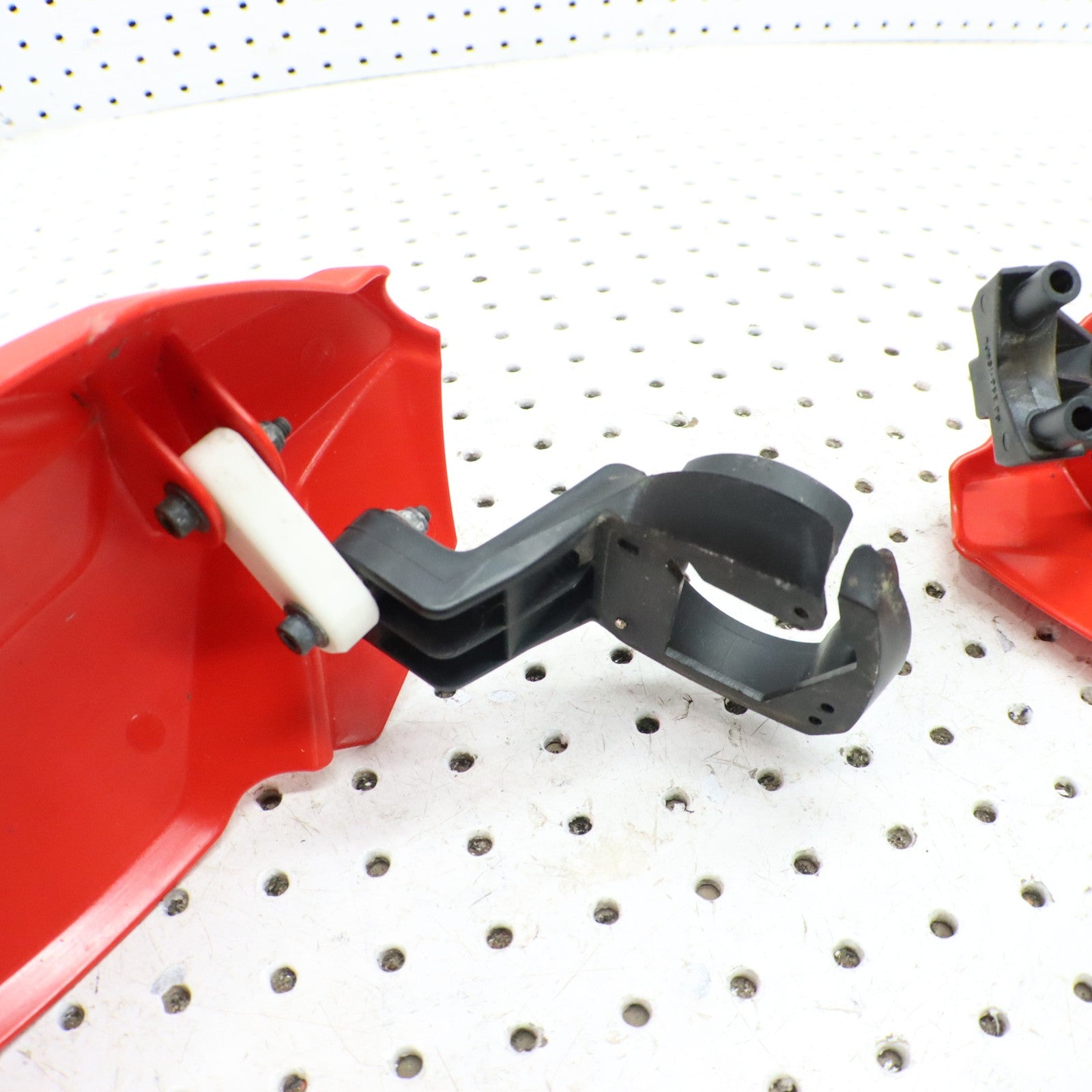 2007 Polaris Iq 600 RED Hand Guards