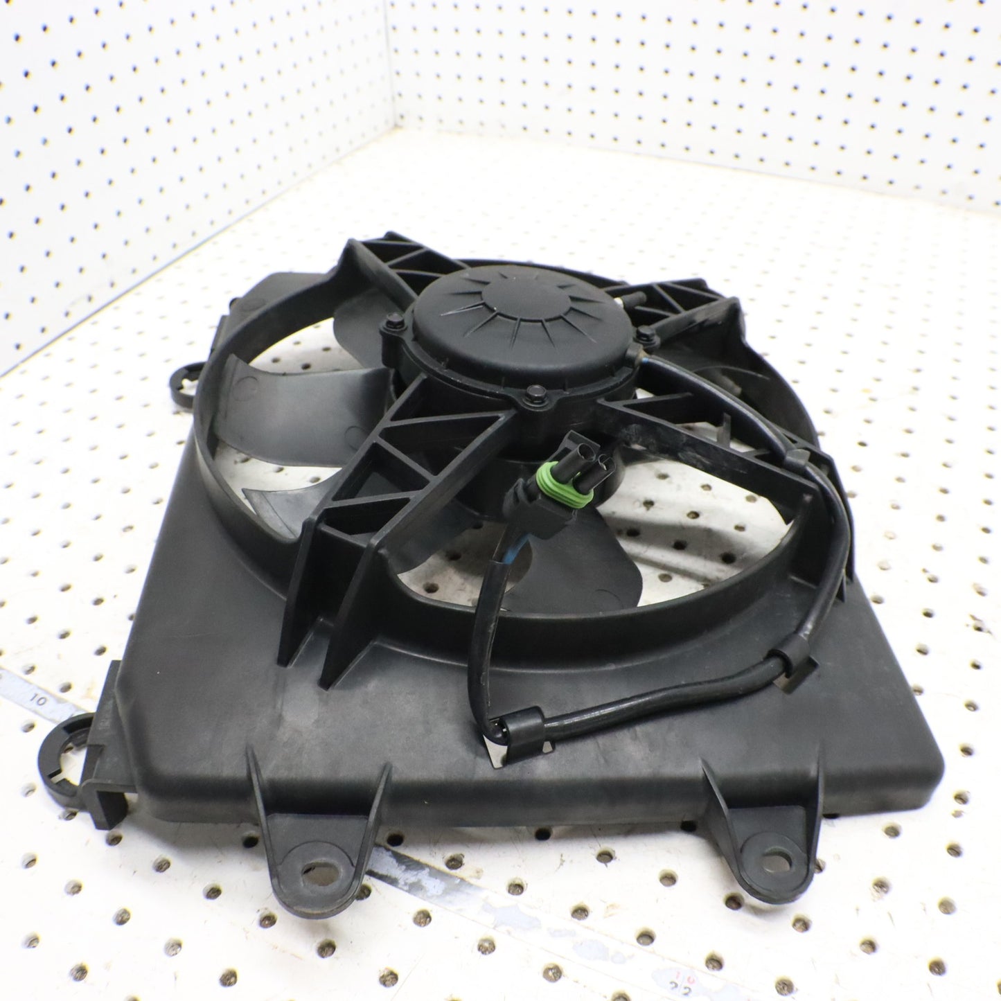 2013 Polaris Ranger 800 Cooling Radiator Fan 2411559 2411732