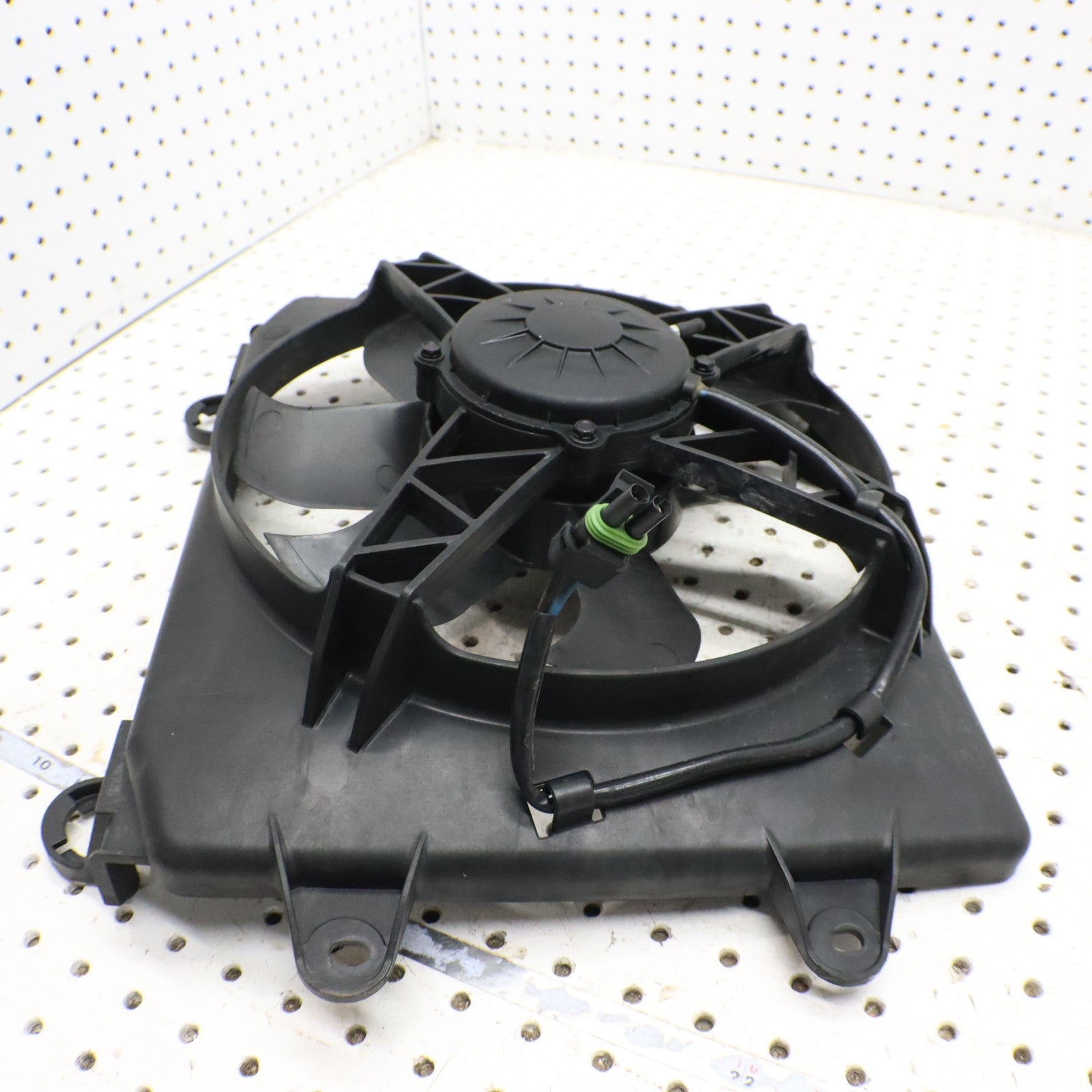 2013 Polaris Ranger 800 Cooling Radiator Fan 2411559 2411732