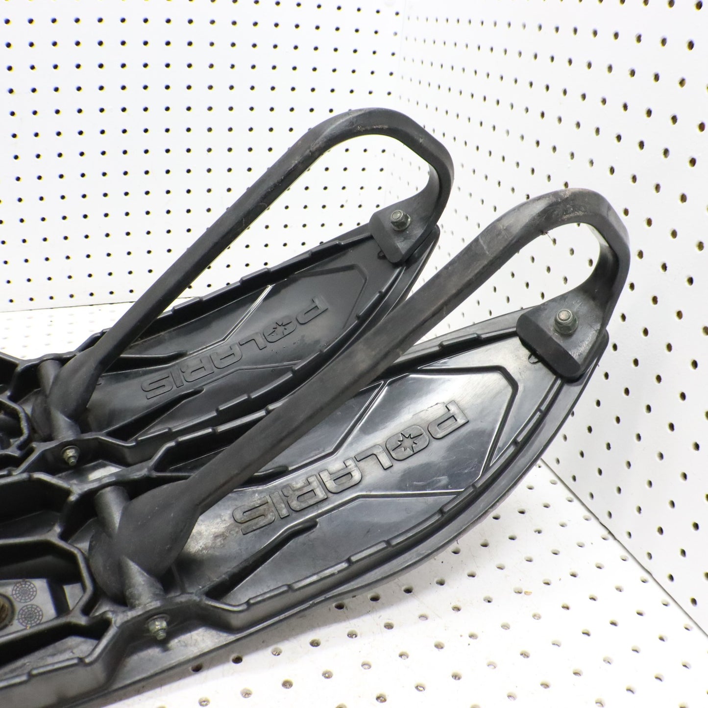 2016 Polaris Rush 800 Skis 1823916-070; 1825027-070 