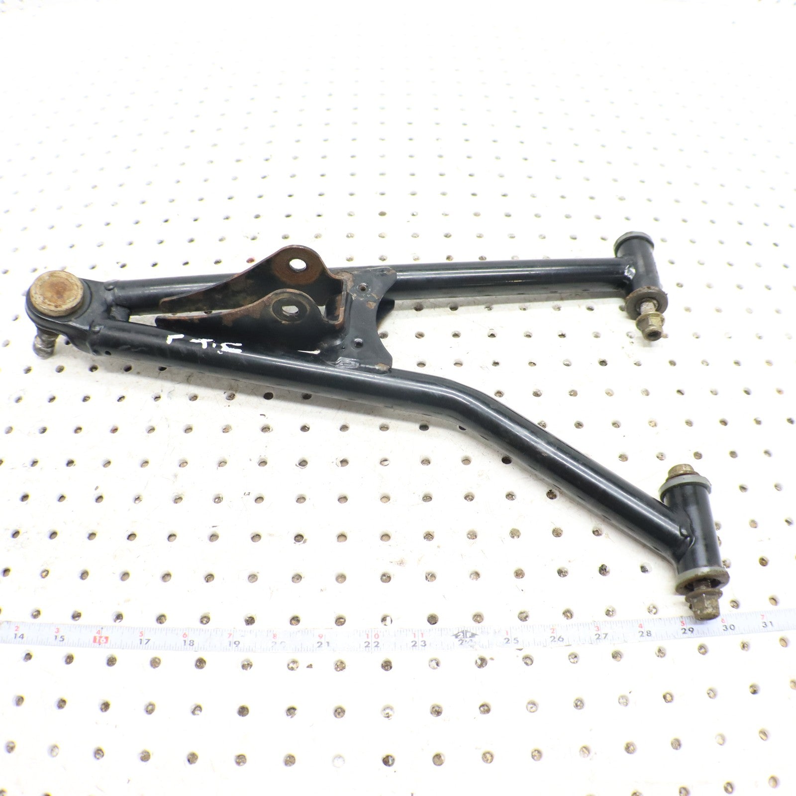 2009 Polaris Sportsman Xp 850 Front Upper Left Control Arm 1017260-067 1025617