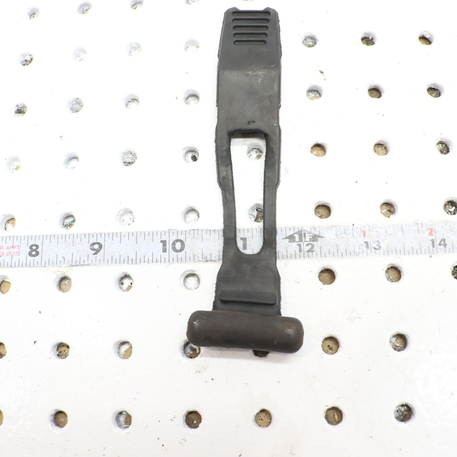 2014 POLARIS PRO RMK 800 LATCH STRAP RUBBER RETAINER 5438262