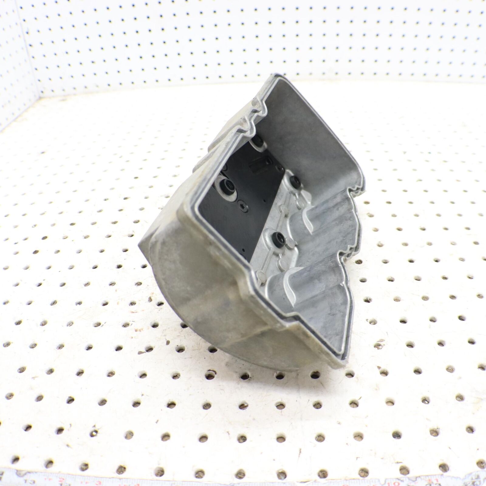 2010 POLARIS SPORTSMAN XP 850 VALVE ROCKER COVER 5510655