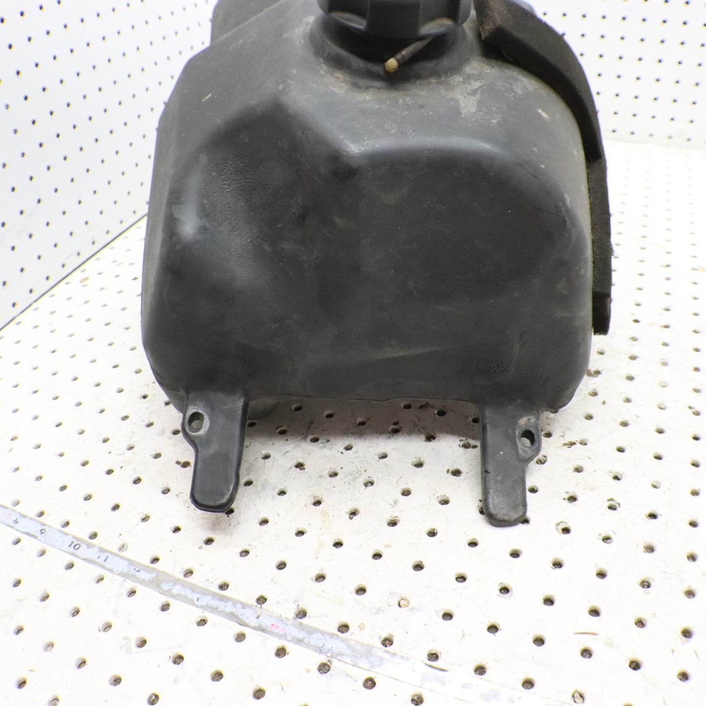 2004 Polaris Sportsman 500 Fuel Tank Gas Tank 2520339; 2520556